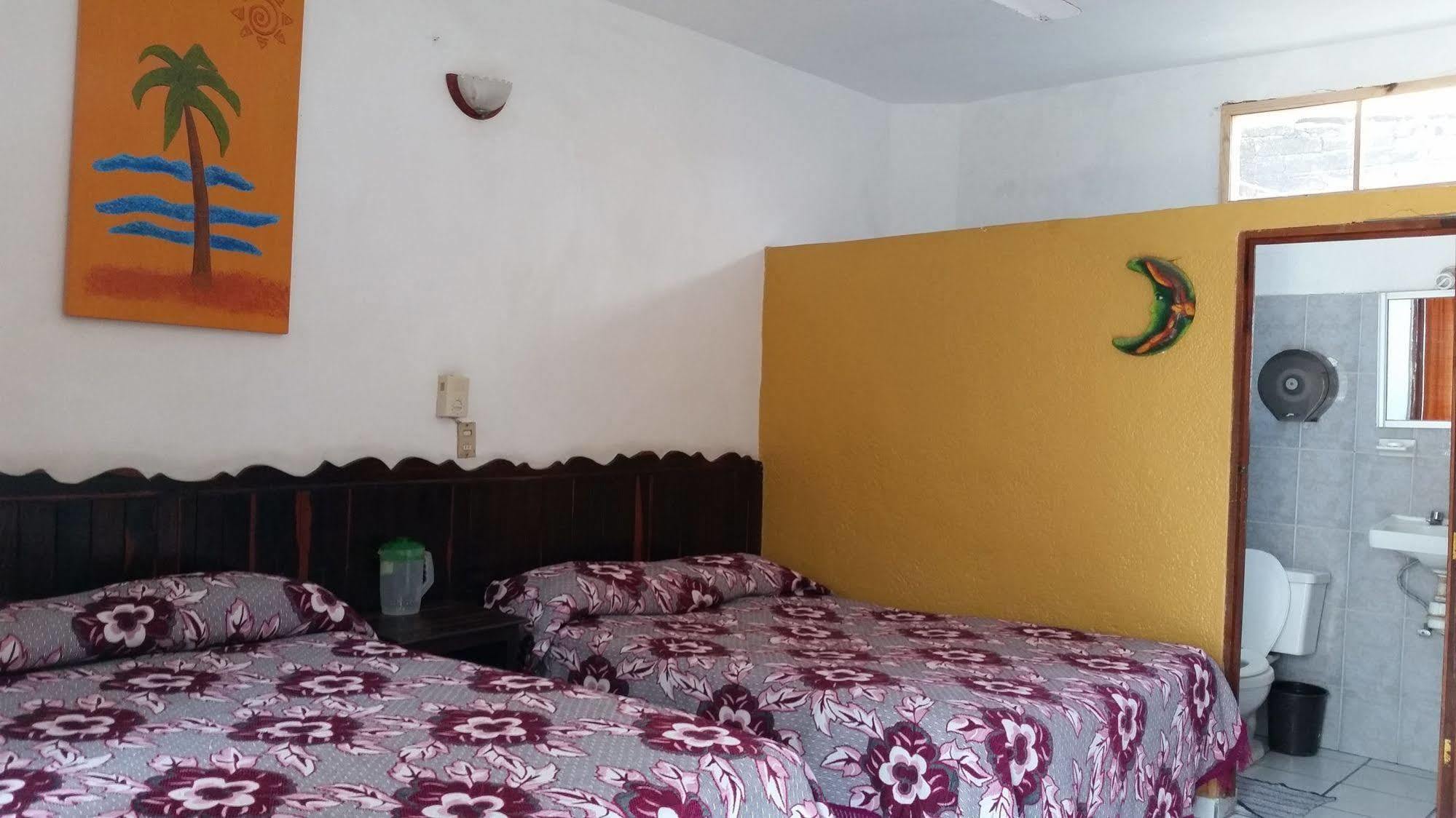 Hotel Posada Pacifico Barra de Navidad Kültér fotó